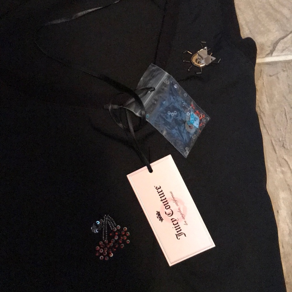 St. John Collection Black Embellished Pineapple Tank Top - Picture 5 of 5